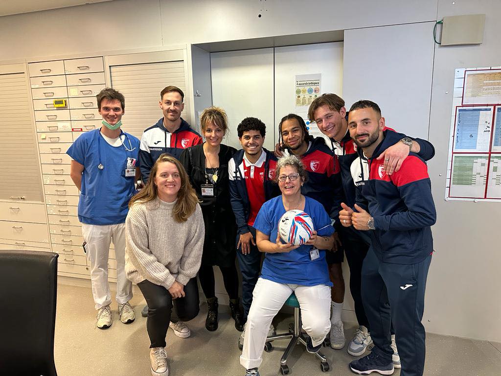 Der FCB verteilt Freude - Merci!